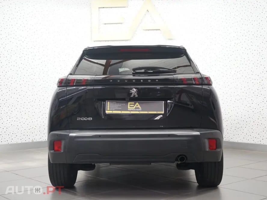 Peugeot 2008 1.2 PureTech Allure