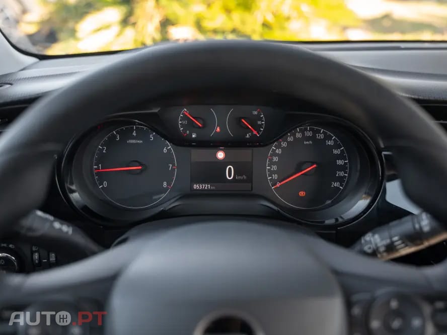 Opel Corsa 1.2 T Business Edition