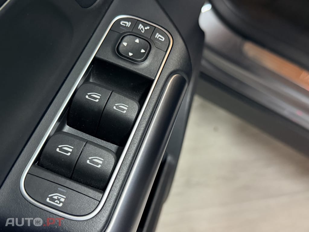 Mercedes-Benz GLA 250 e Progressive