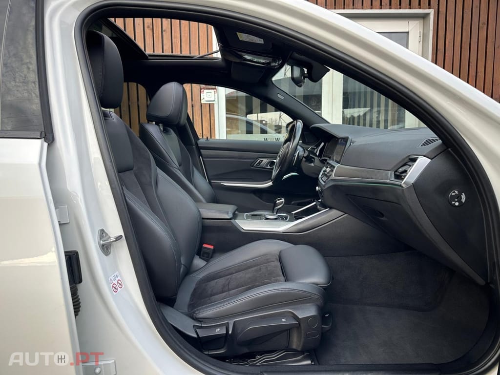 BMW 320 e Touring Pack M Auto