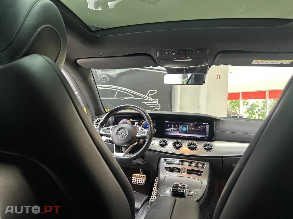 Mercedes-Benz E 220 d AMG Line