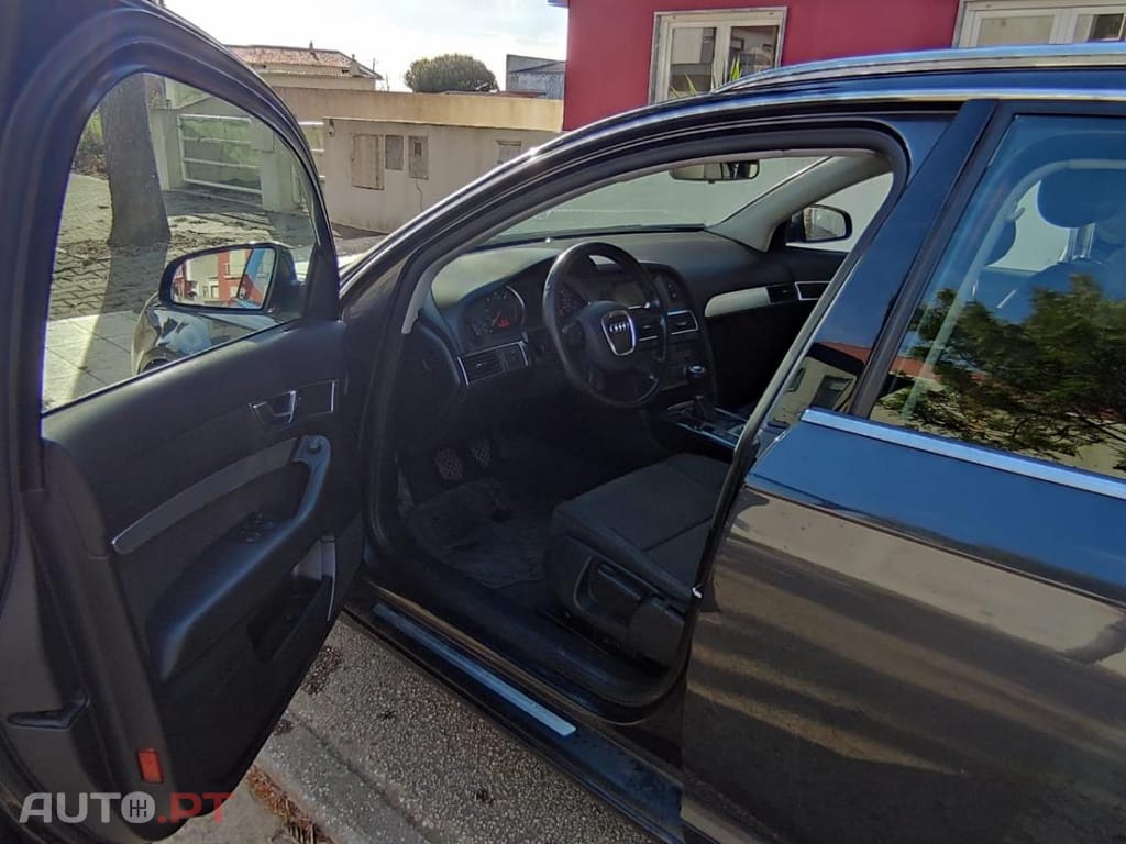 Audi A6 Avant avant