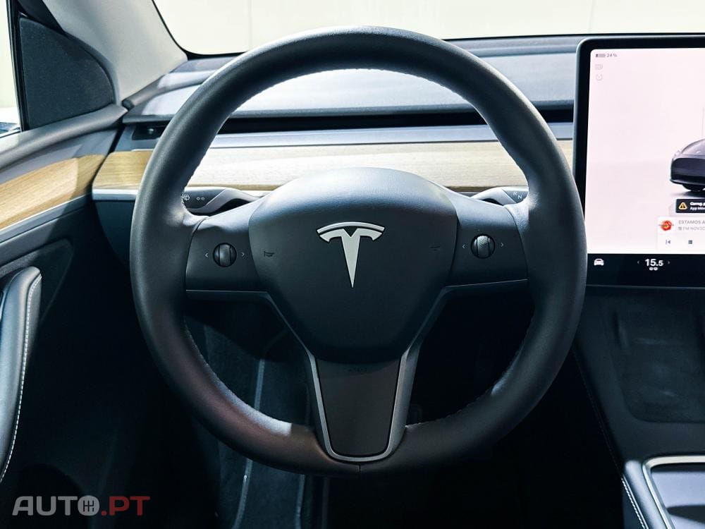 Tesla Model Y Long Range Dual Motor AWD