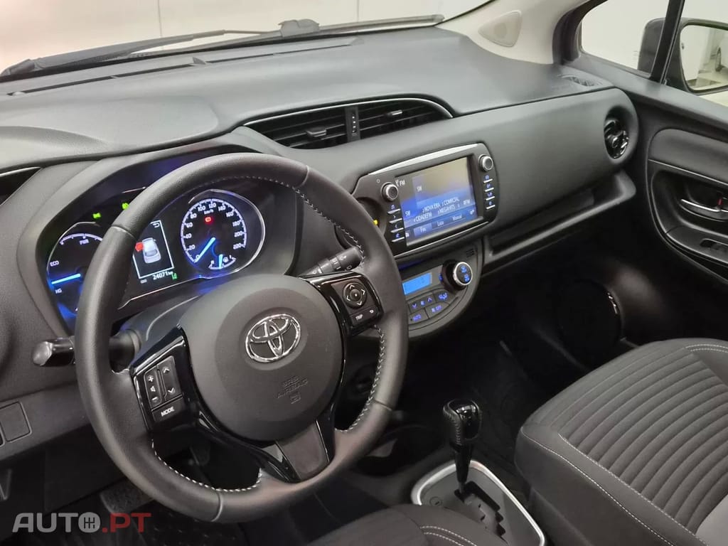 Toyota Yaris 1.5 HSD Comfort+P.Style
