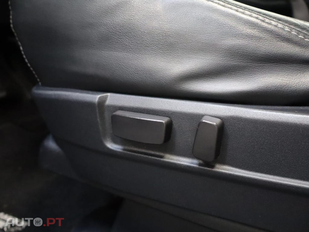 Mitsubishi Outlander 2.0 Mivec PHEV Intense Navi