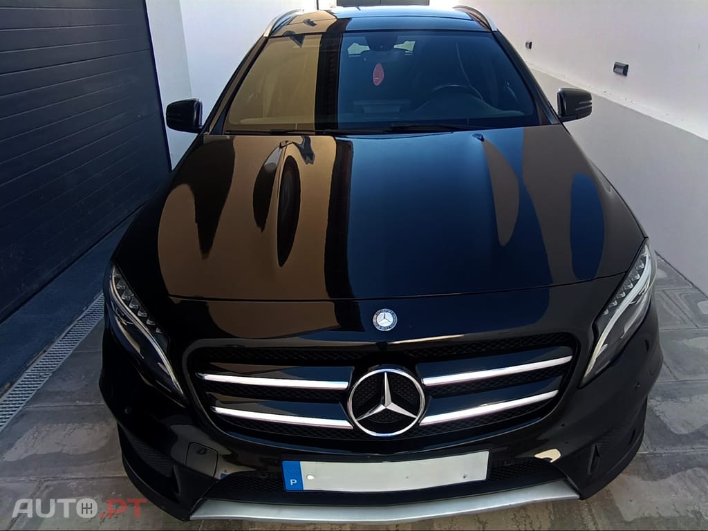 Mercedes-Benz GLA 200 AMD Line Auto