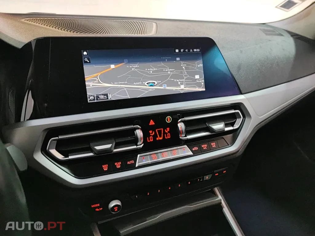 BMW 330 e Touring Corporate Edition Auto