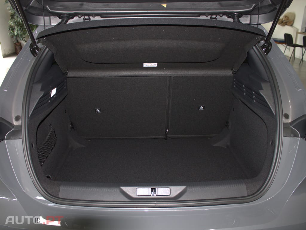 Peugeot 308 Allure Hybrid 136 CV