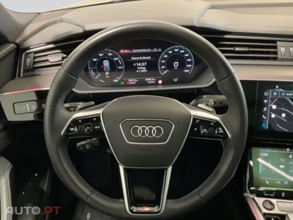 Audi E-Tron I.V.A DEDUTIVEL S BLACK 