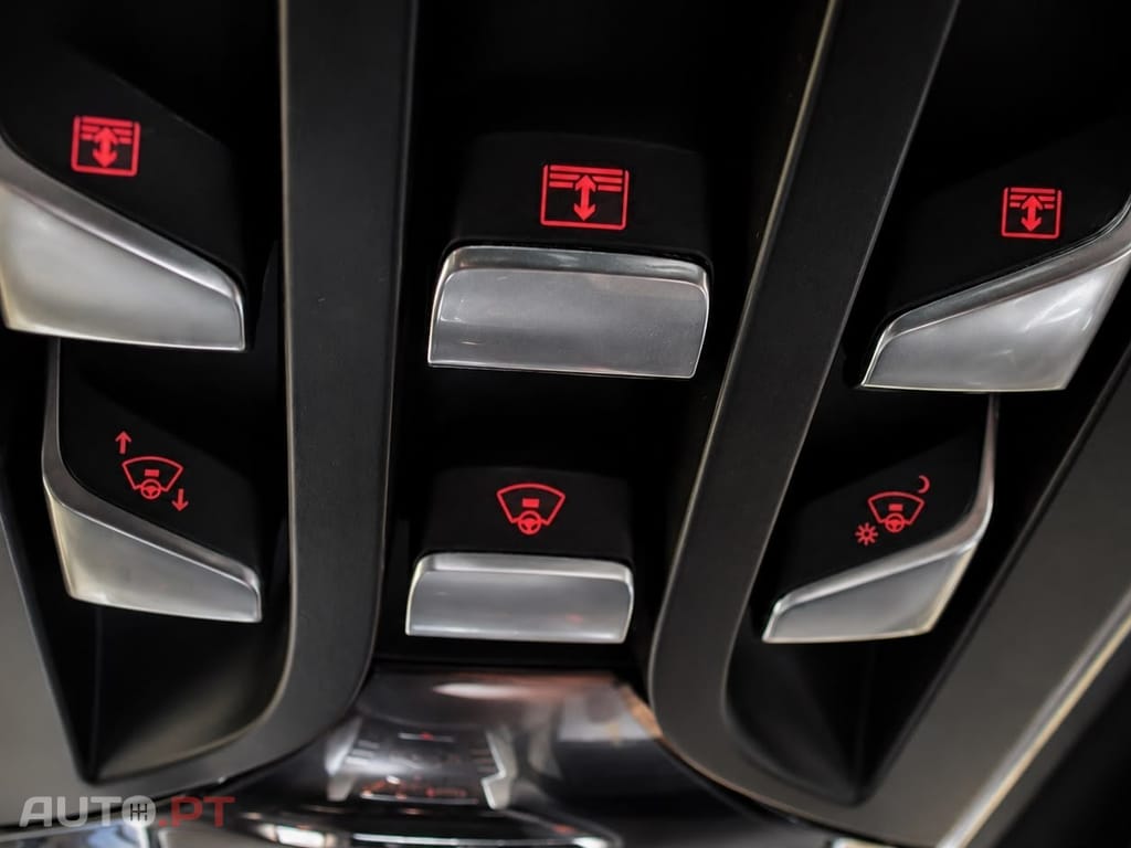 Citroen DS5 2.0 HDi Hybrid4 Sport Chic CMP6