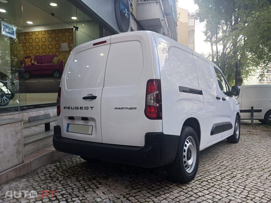 Peugeot Partner 1.5 BlueHDi Pemium Longa