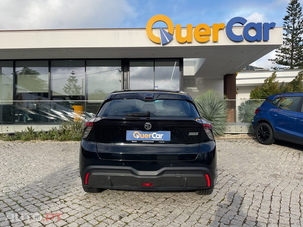 MG MG4 51 kWh Standard