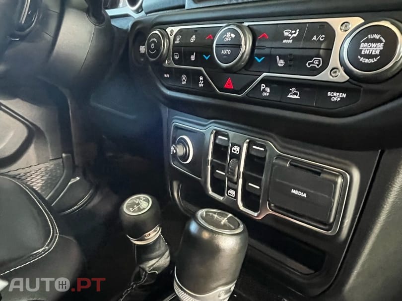 Jeep Gladiator 3.0 CRD Overland AT8