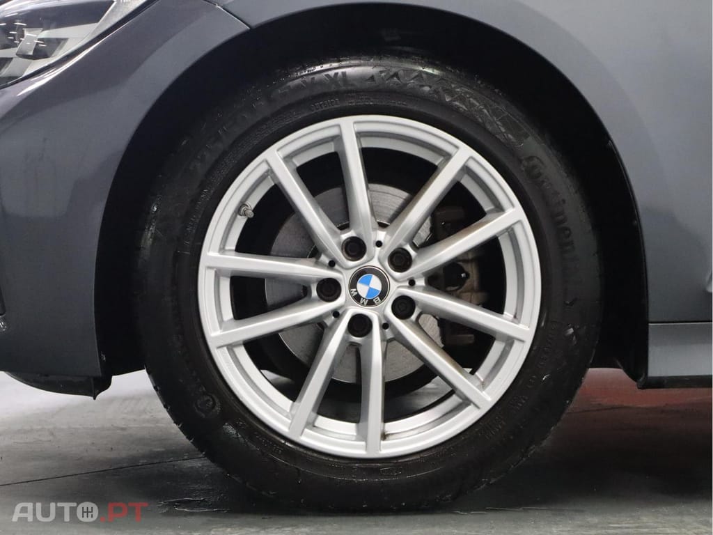 BMW 318 d Auto Advantage