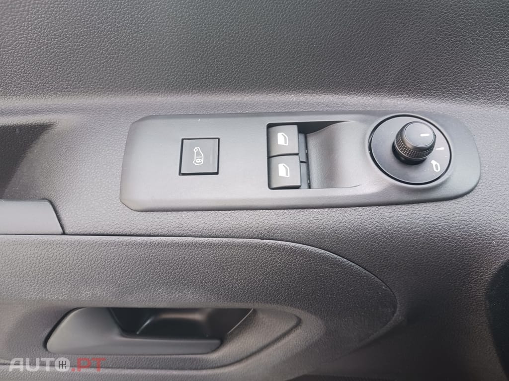 Peugeot Partner 1.5 BlueHDi Pemium Longa