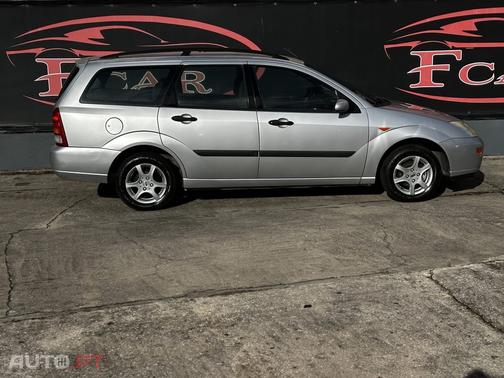 Ford Focus SW 1.4 Ambiente