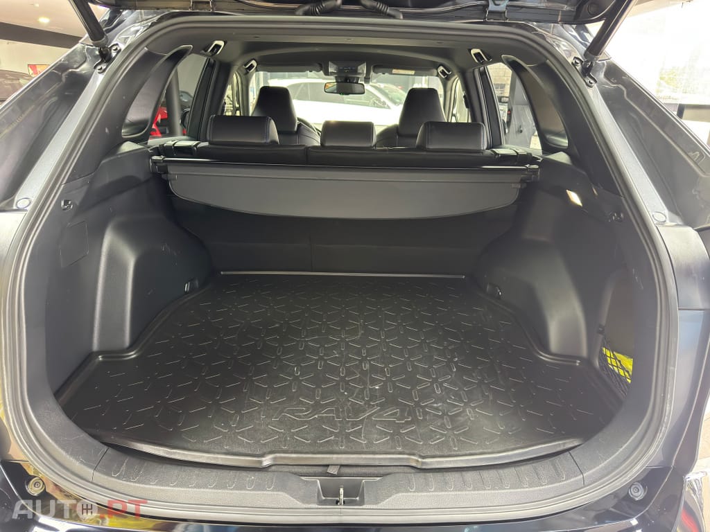 Toyota RAV4 HDF Square Collection