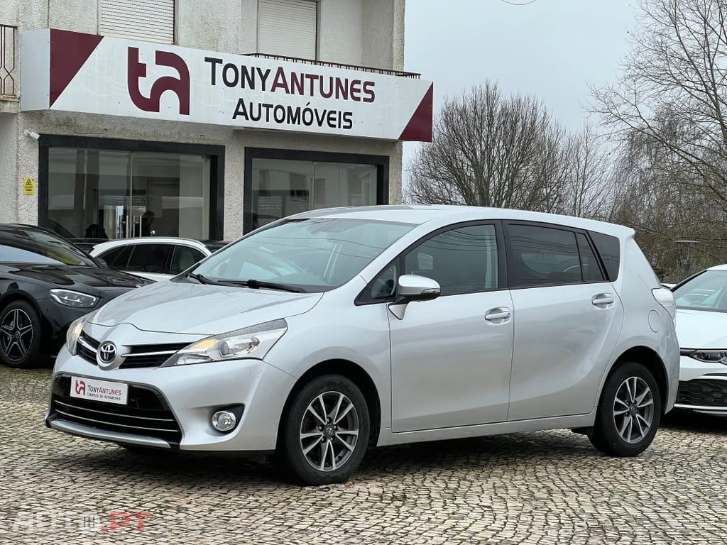 Toyota Verso 2.0 D-4D Comfort