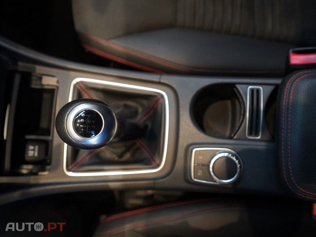 Mercedes-Benz A 180 d AMG 