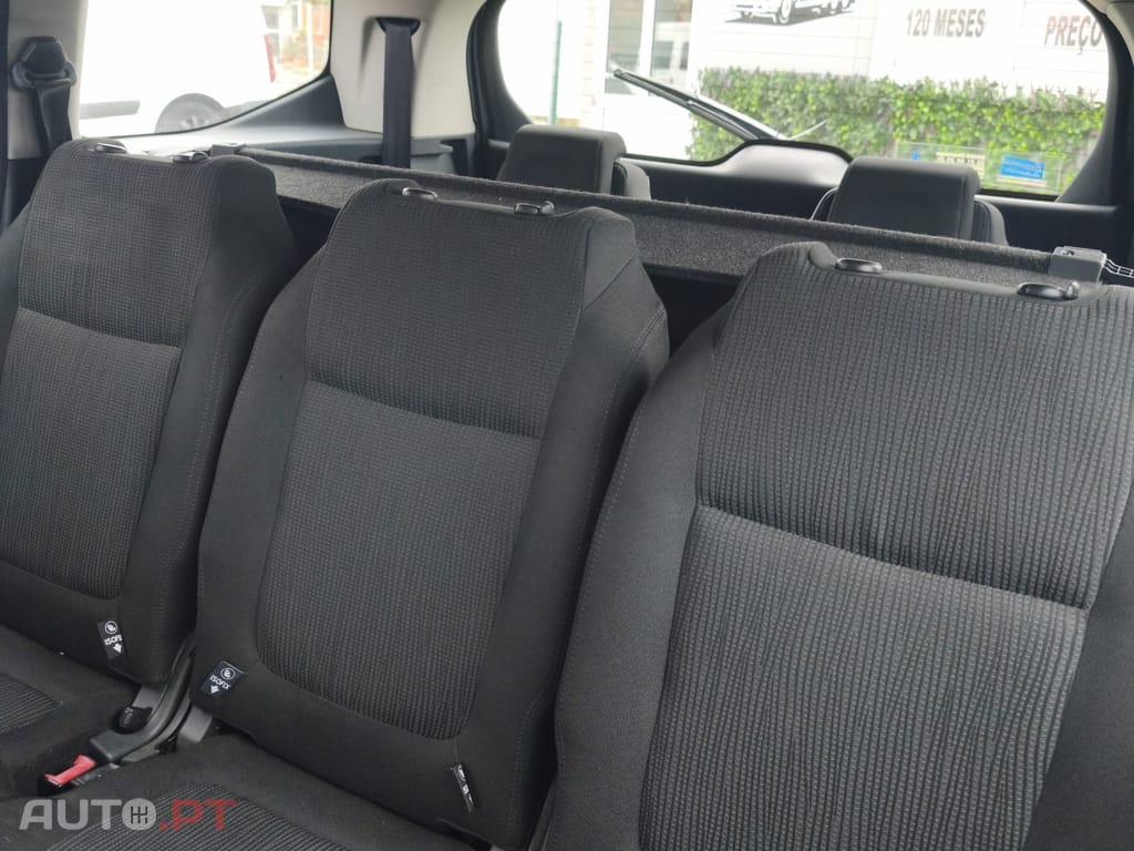 Peugeot 5008 1.6 HDi Allure