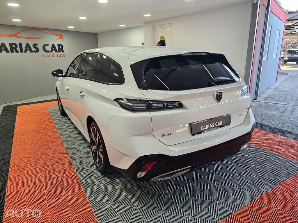 Peugeot 308 1.2 PureTech Allure Pack EAT8