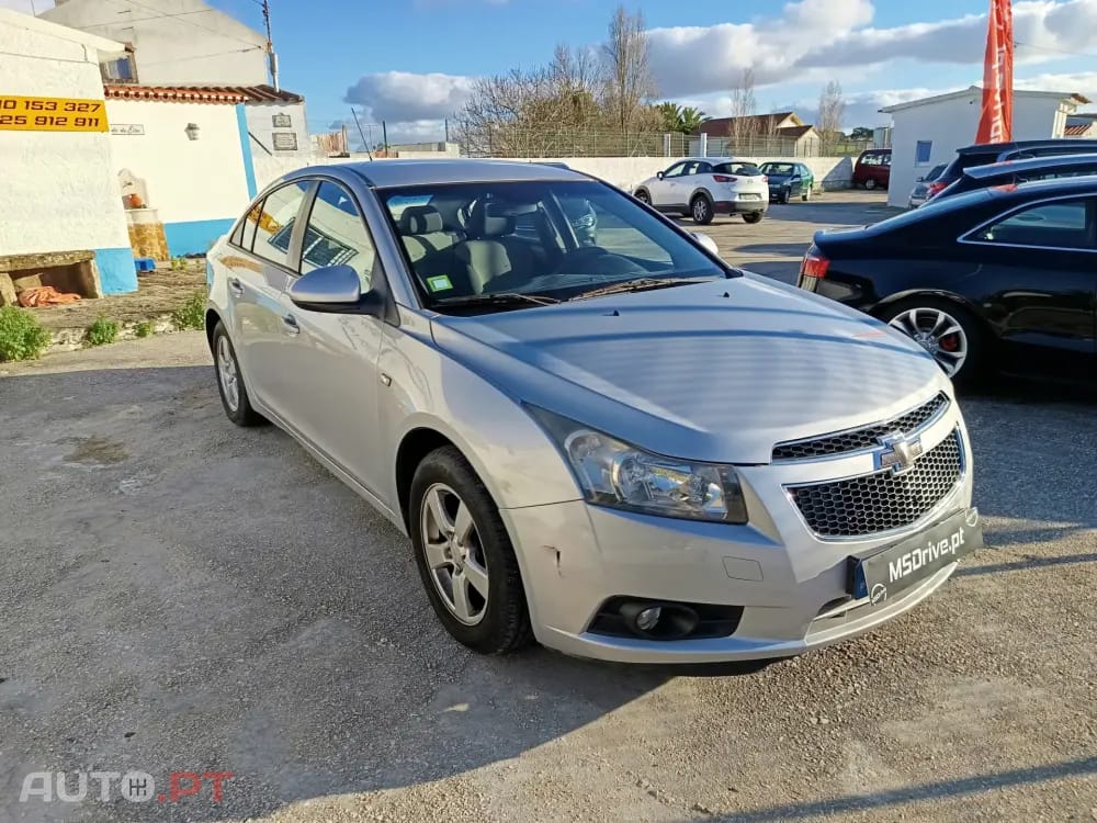 Chevrolet Cruze 1.6 LS