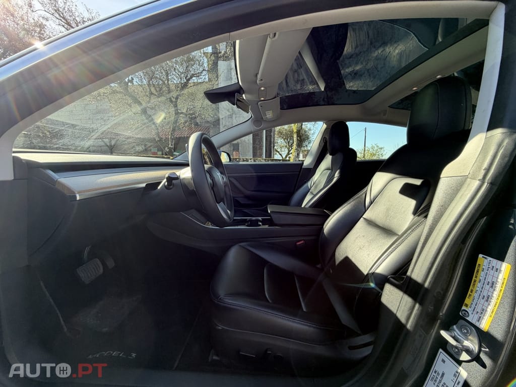 Tesla Model 3 Standard Range Plus RWD