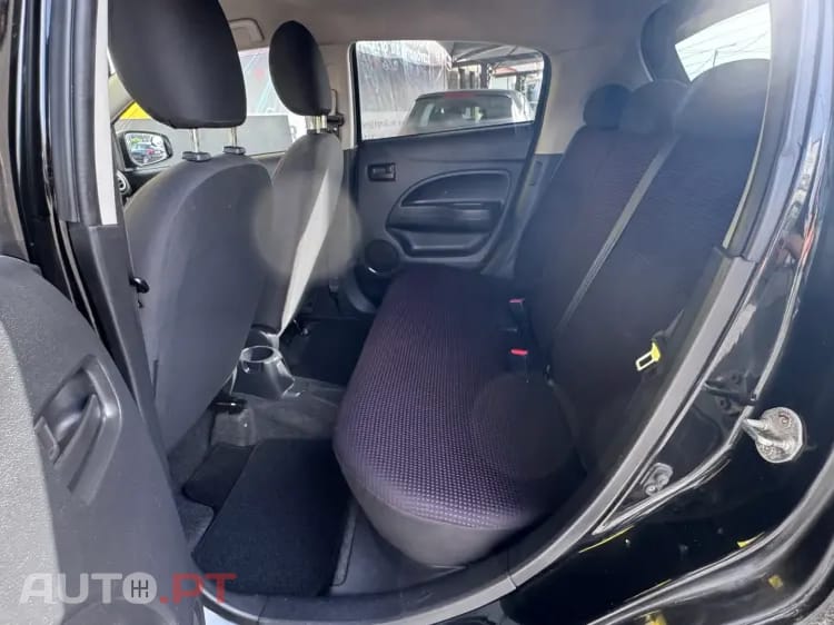 Mitsubishi Space Star 1.2 Intense Connect Edition
