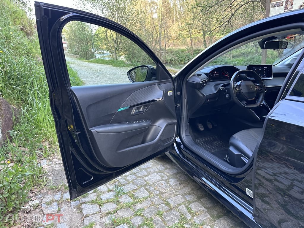 Peugeot 208 1.5 BlueHDi Allure