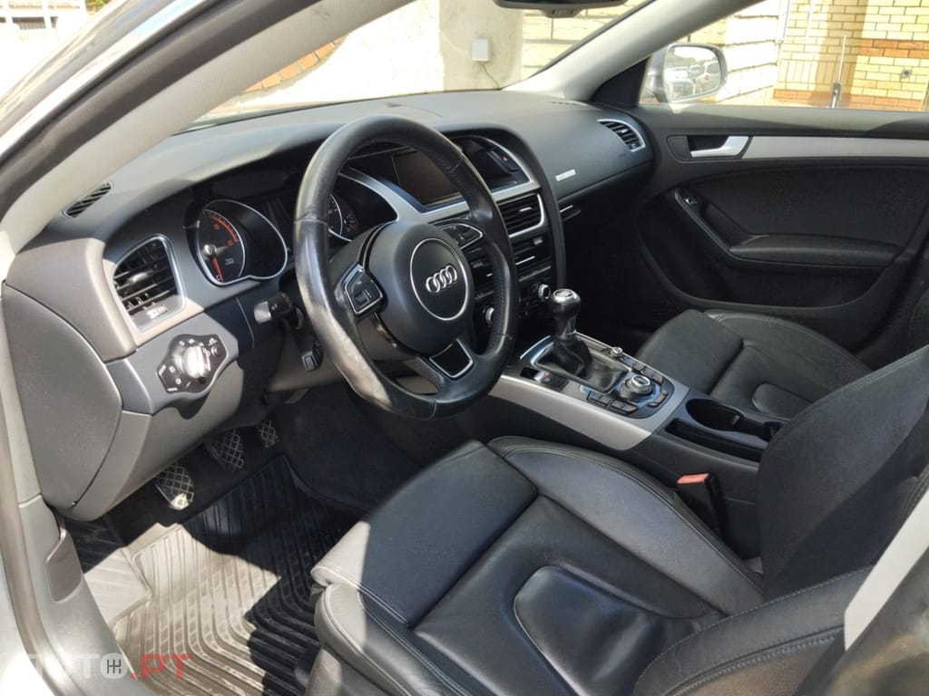 Audi A5 2.0 TDI S-LINE