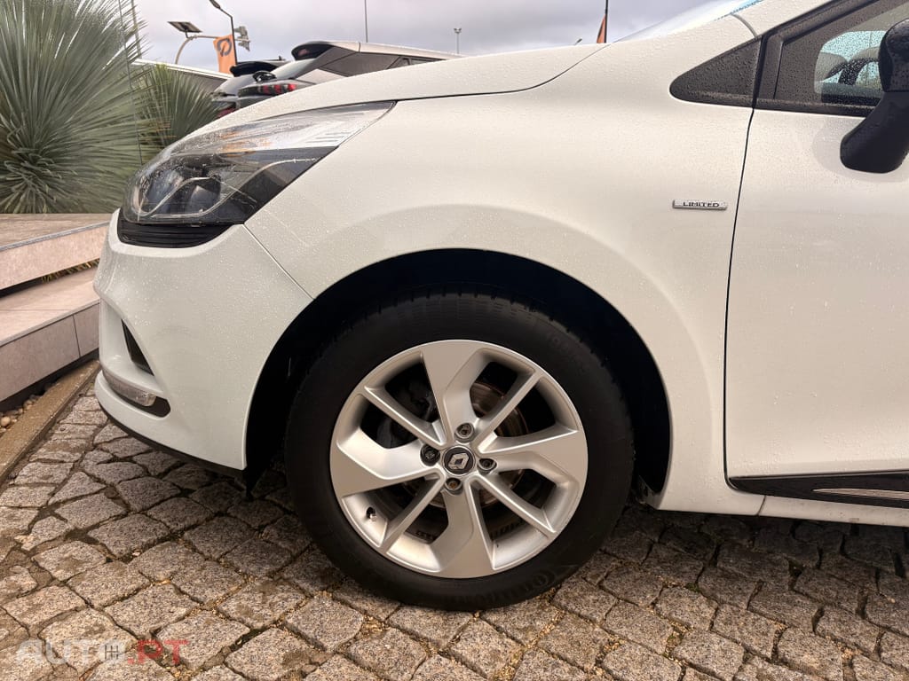 Renault Clio Sport Tourer 0.9 TCE Limited