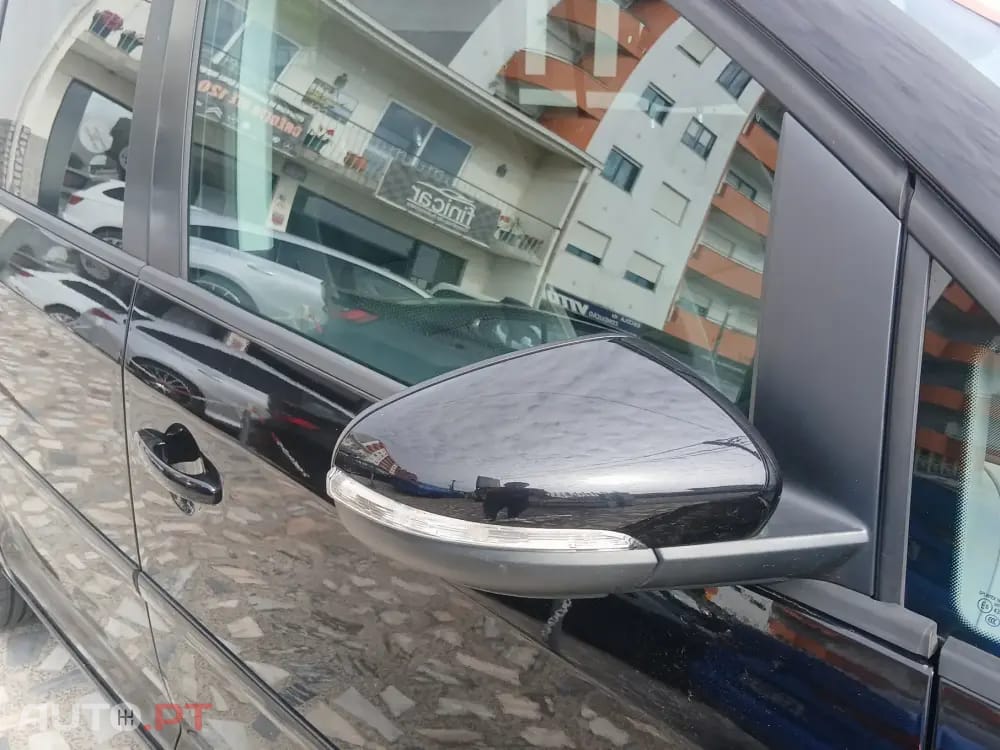 Volkswagen Touran 1.6 TDI Blue.Highine 7L