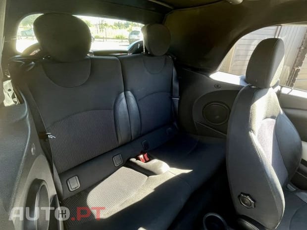 MINI Cabrio 1.6 Cooper D