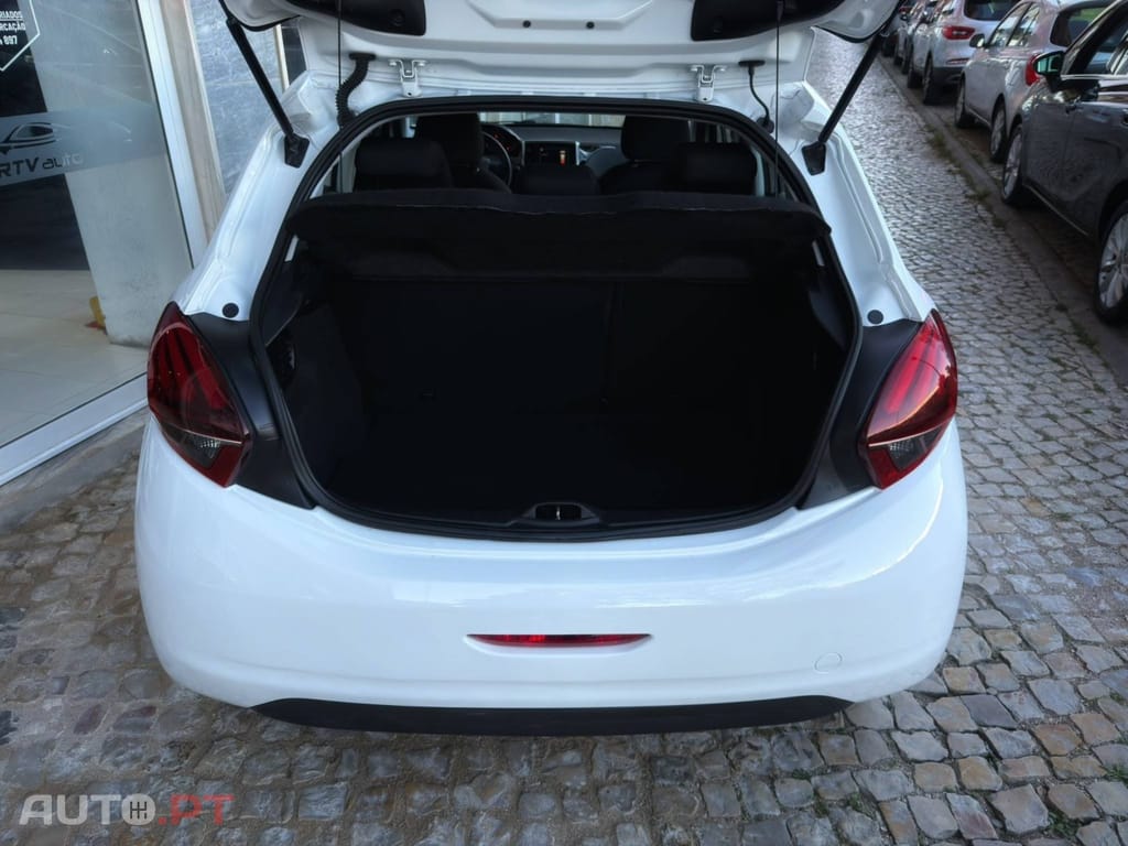 Peugeot 208 PureTech 82 Start & Stop Active