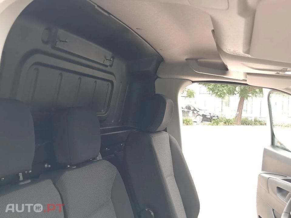 Peugeot Partner 1.5 BlueHDi Premium Standard