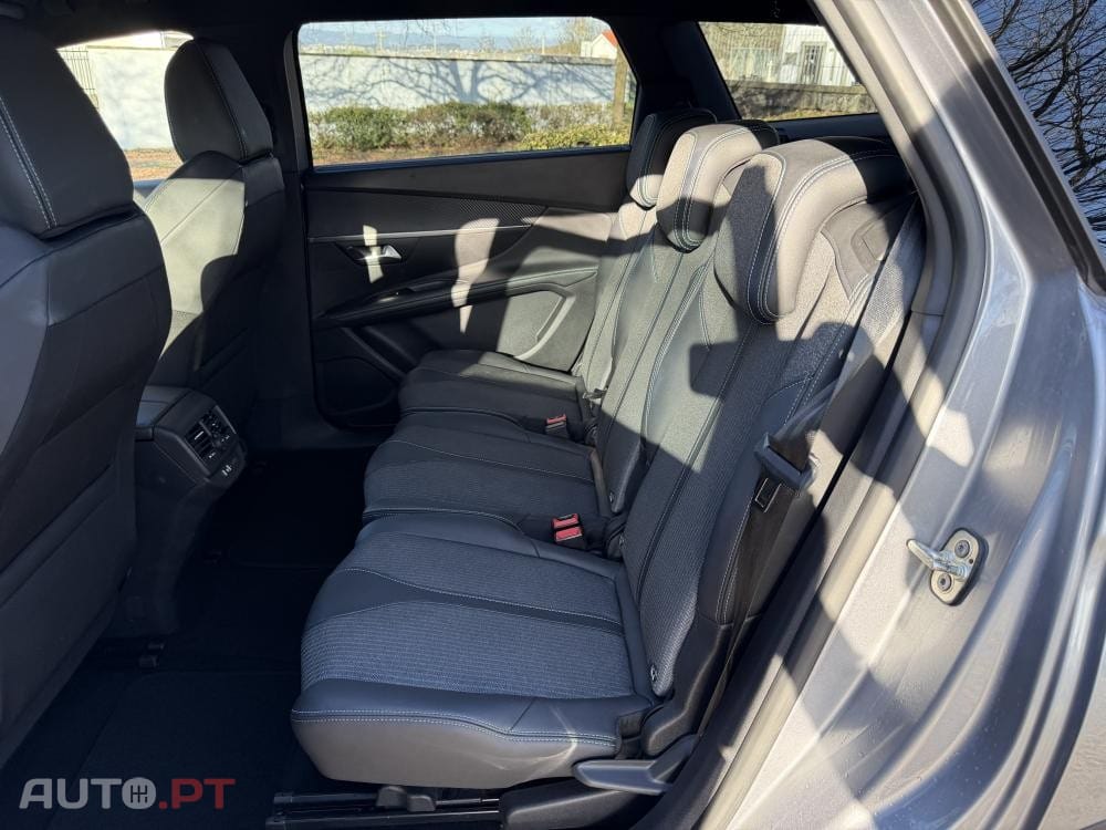 Peugeot 5008 1.2 Hybrid Allure Pack e-DCS6