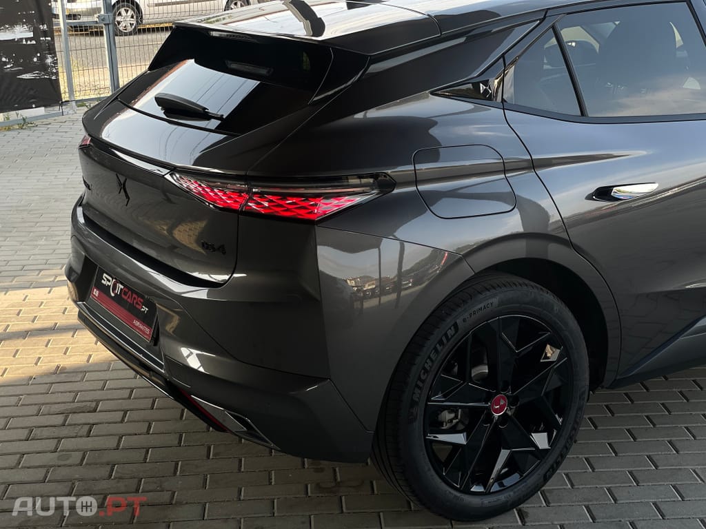 DS DS4 E-Tense Performance Line EAT8