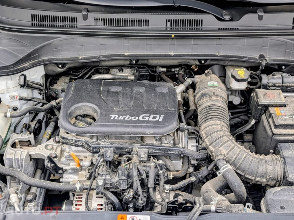 Hyundai Kauai 1.0 T-GDi Pele/Tecido Vermelho