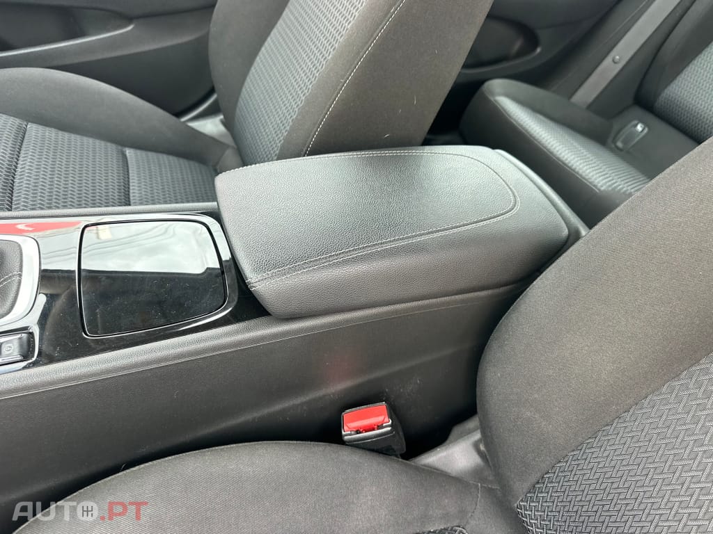 Opel Insignia 1.5 D Business Edition