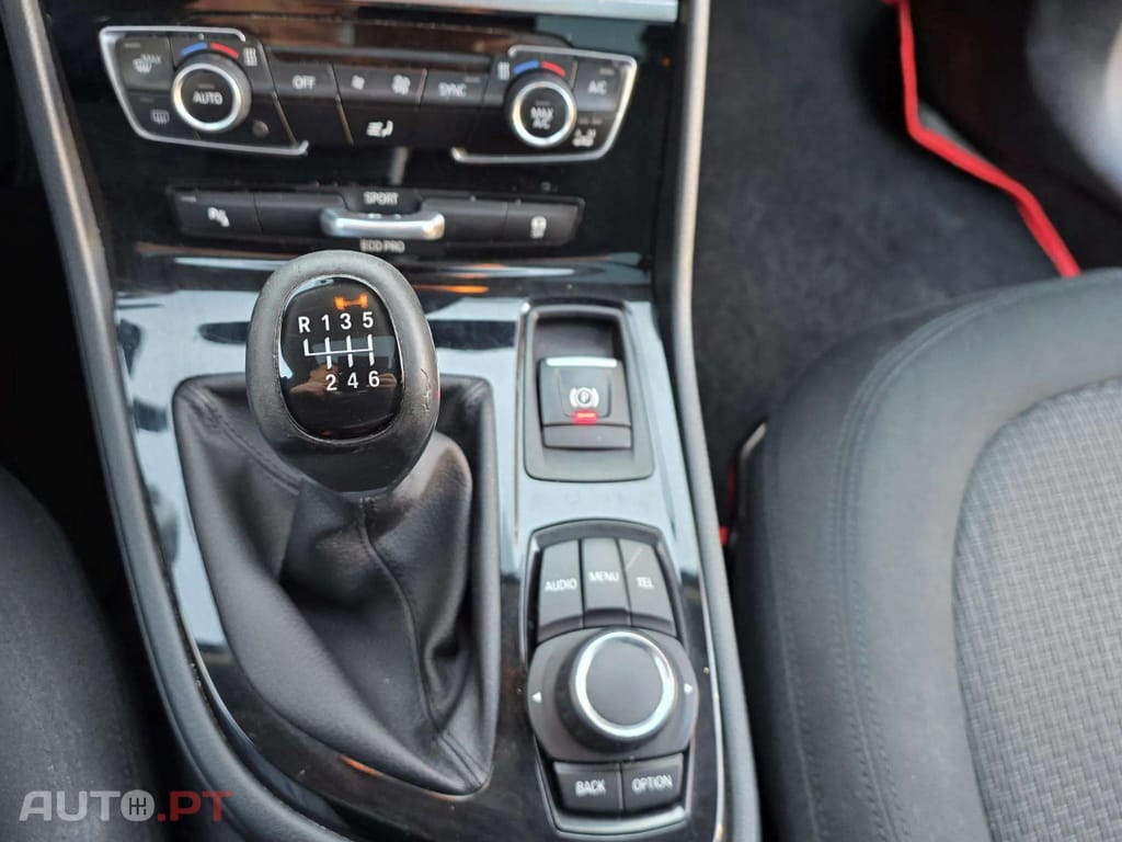 BMW 218 Gran Tourer d 7L Line Luxury