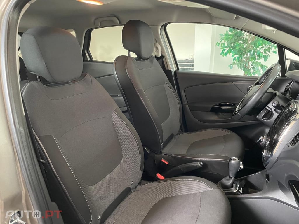 Renault Captur 1.5 dCi Exclusive EDC