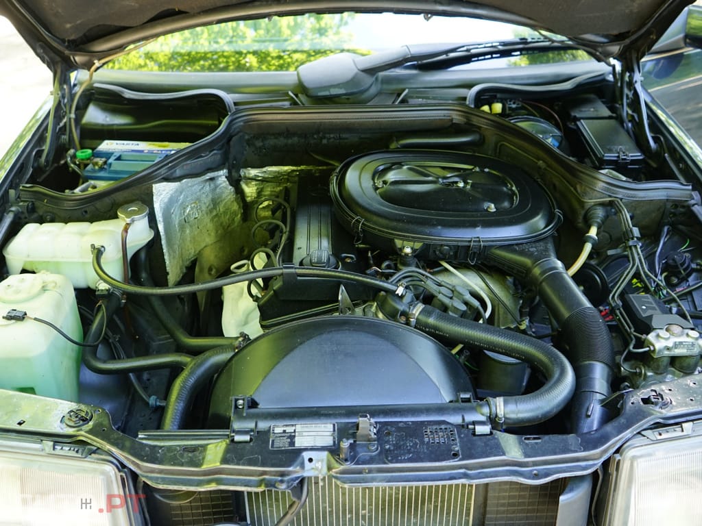 Mercedes-Benz 230 CE w124