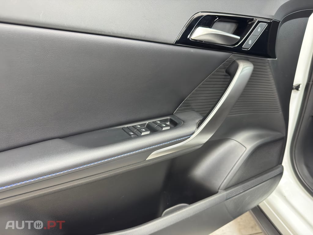 MG MG4 51 kWh Standard