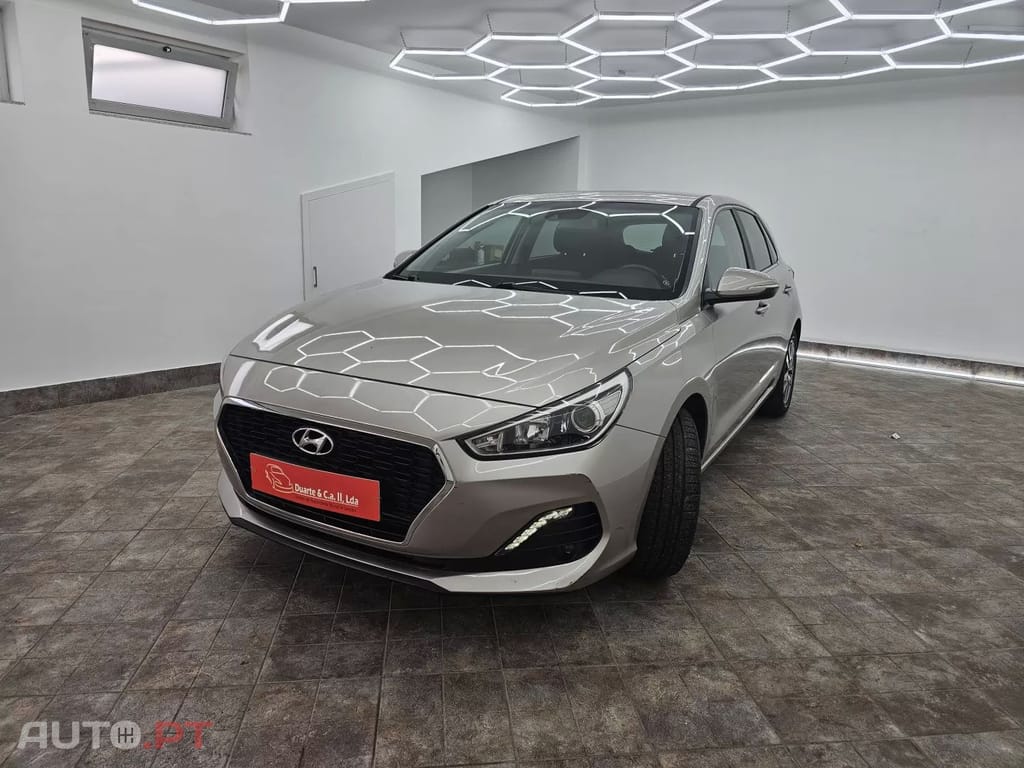 Hyundai i30 1.0 T-GDI Style — fotografia 4