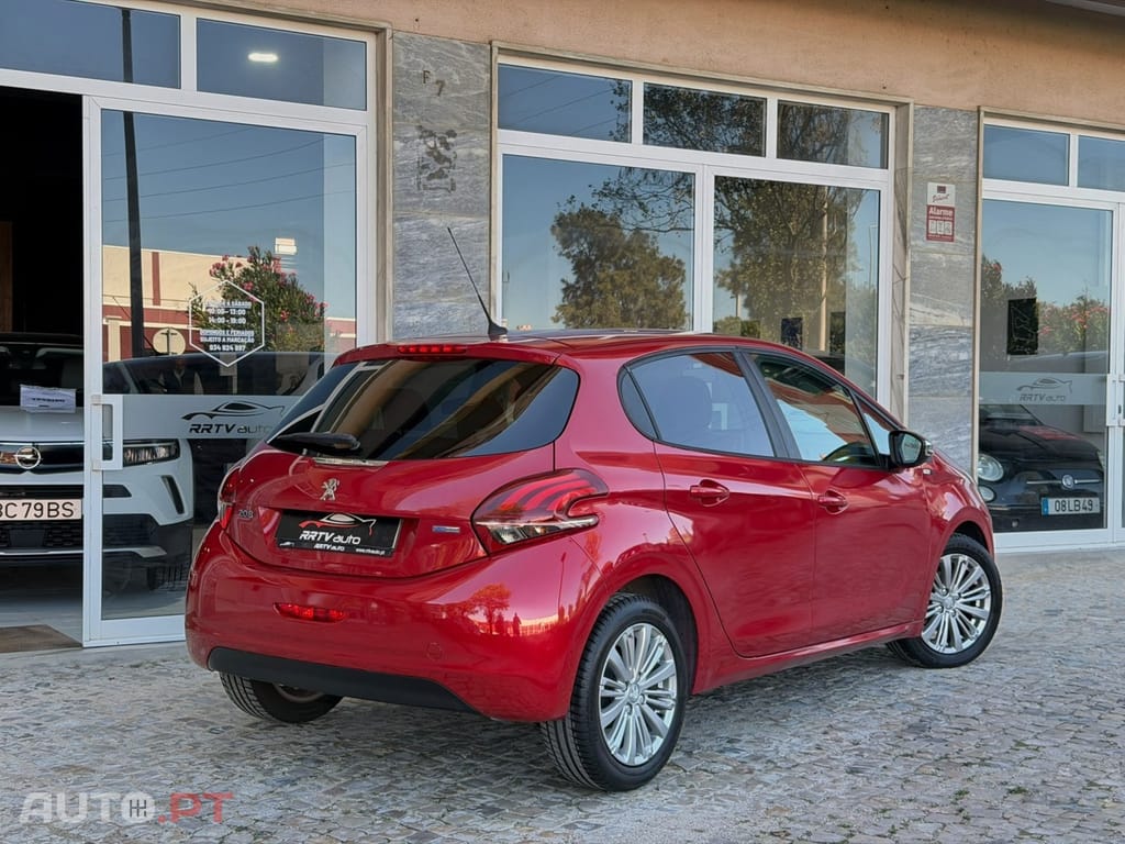 Peugeot 208 1.2 PureTech Style