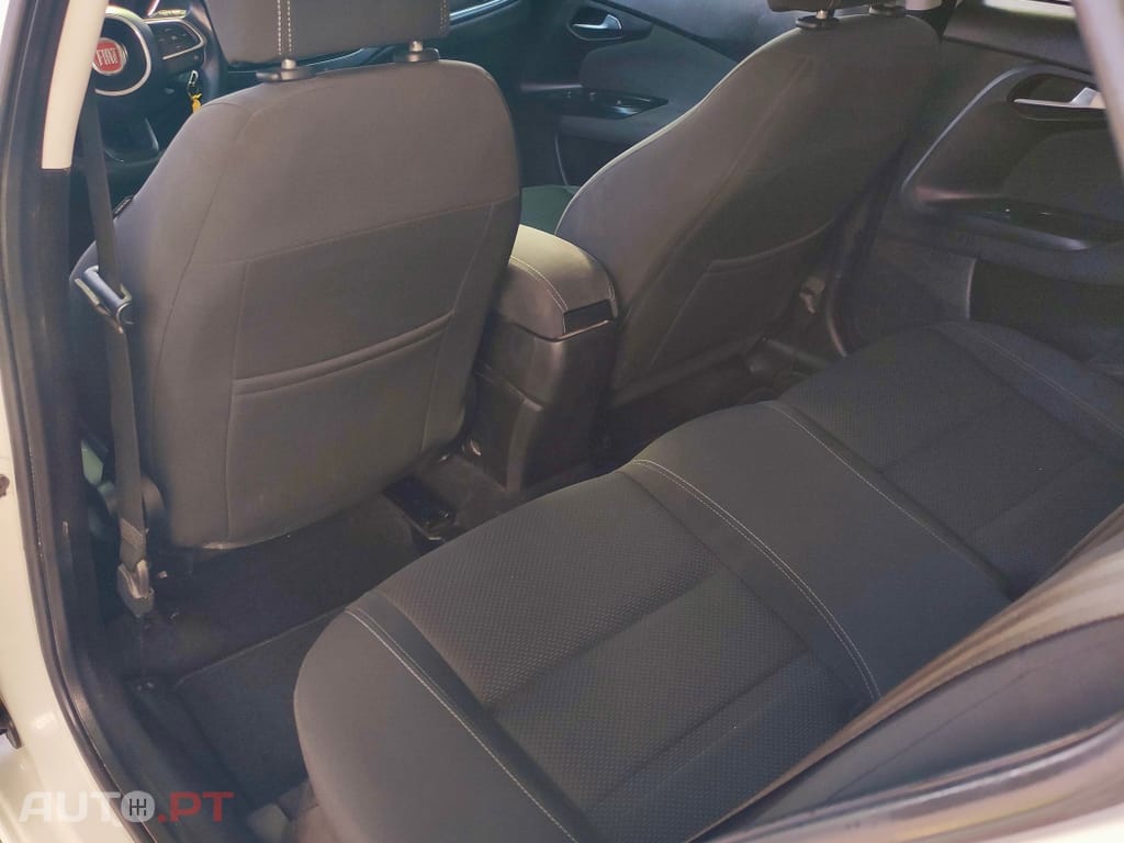 Fiat Tipo 1.3 M-Jet Lounge