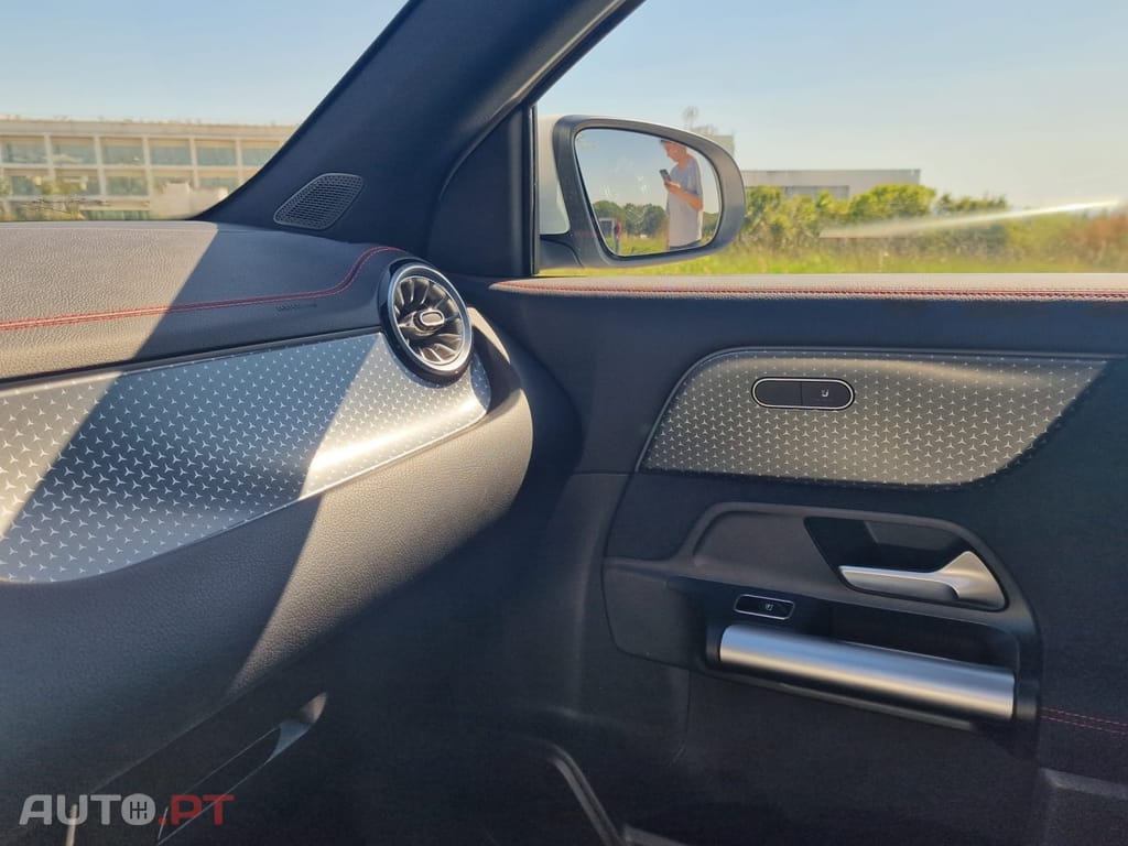 Mercedes-Benz EQA 250+ AMG Line