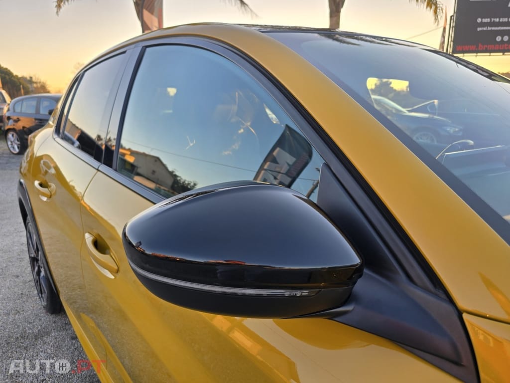 Peugeot 208 1.2 PureTech GT Line EAT8