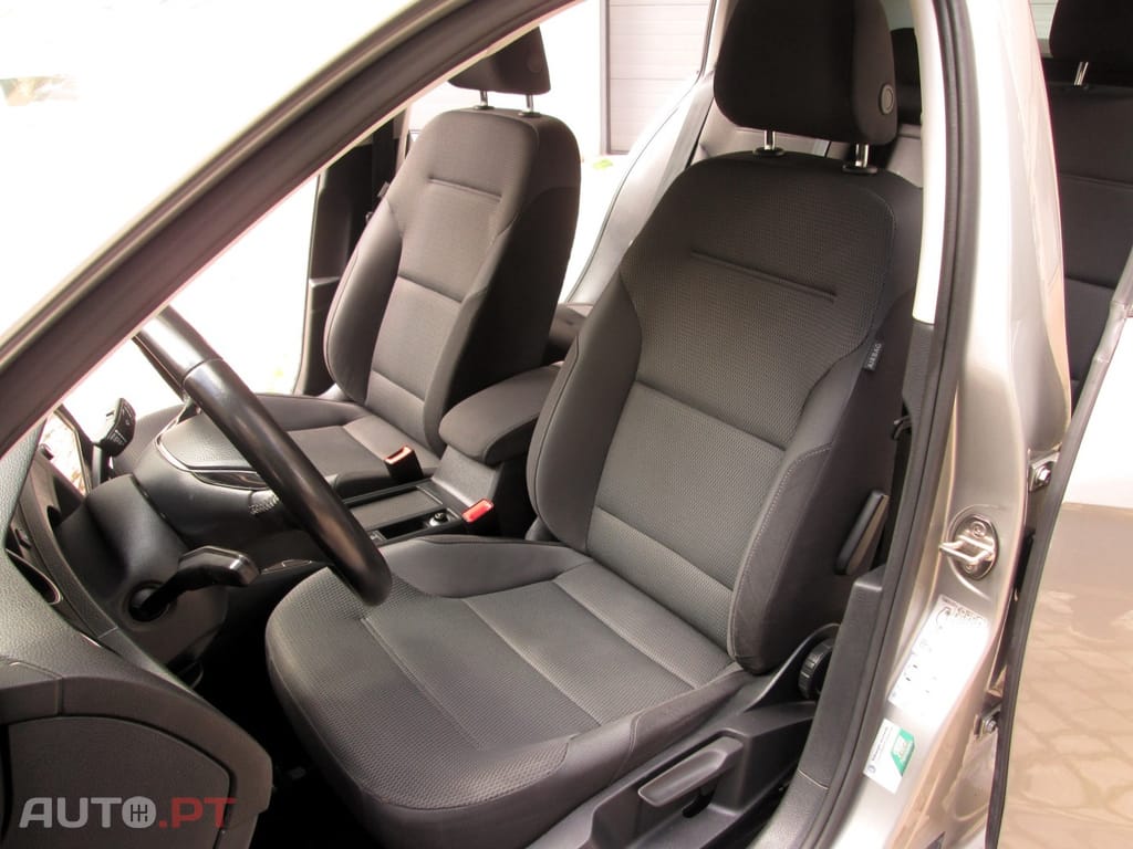 Volkswagen Golf Variant 1.6 TDi Highline