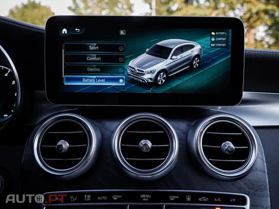 Mercedes-Benz GLC 300 de Coupe 4Matic 9G-TRONIC AMG Line